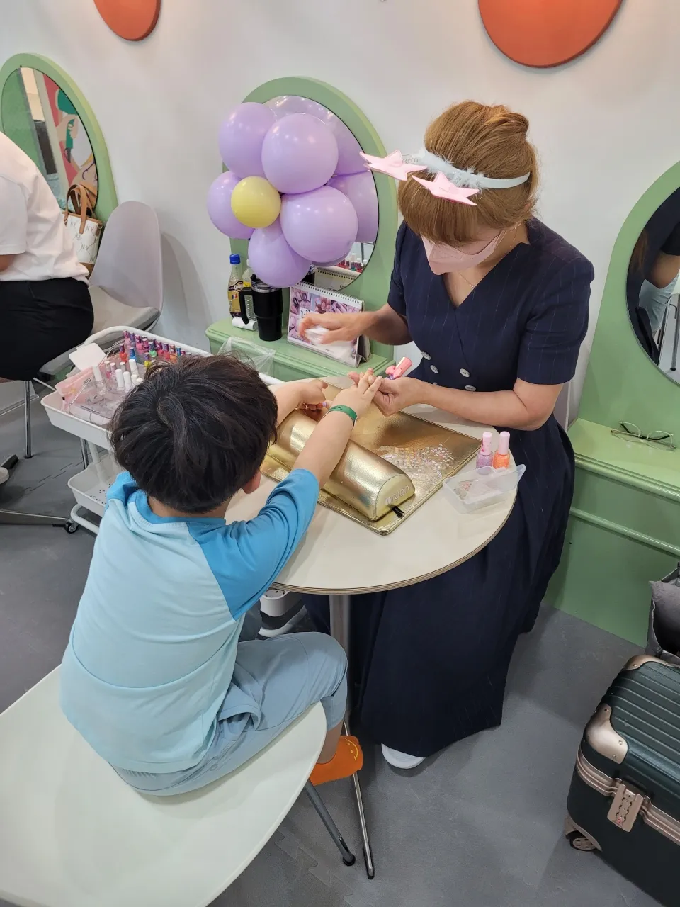 기업·축제 행사 네일아트 체험 부스 분위기