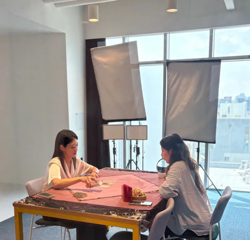 실내 행사장 타로 리딩 1:1 상담 테이블